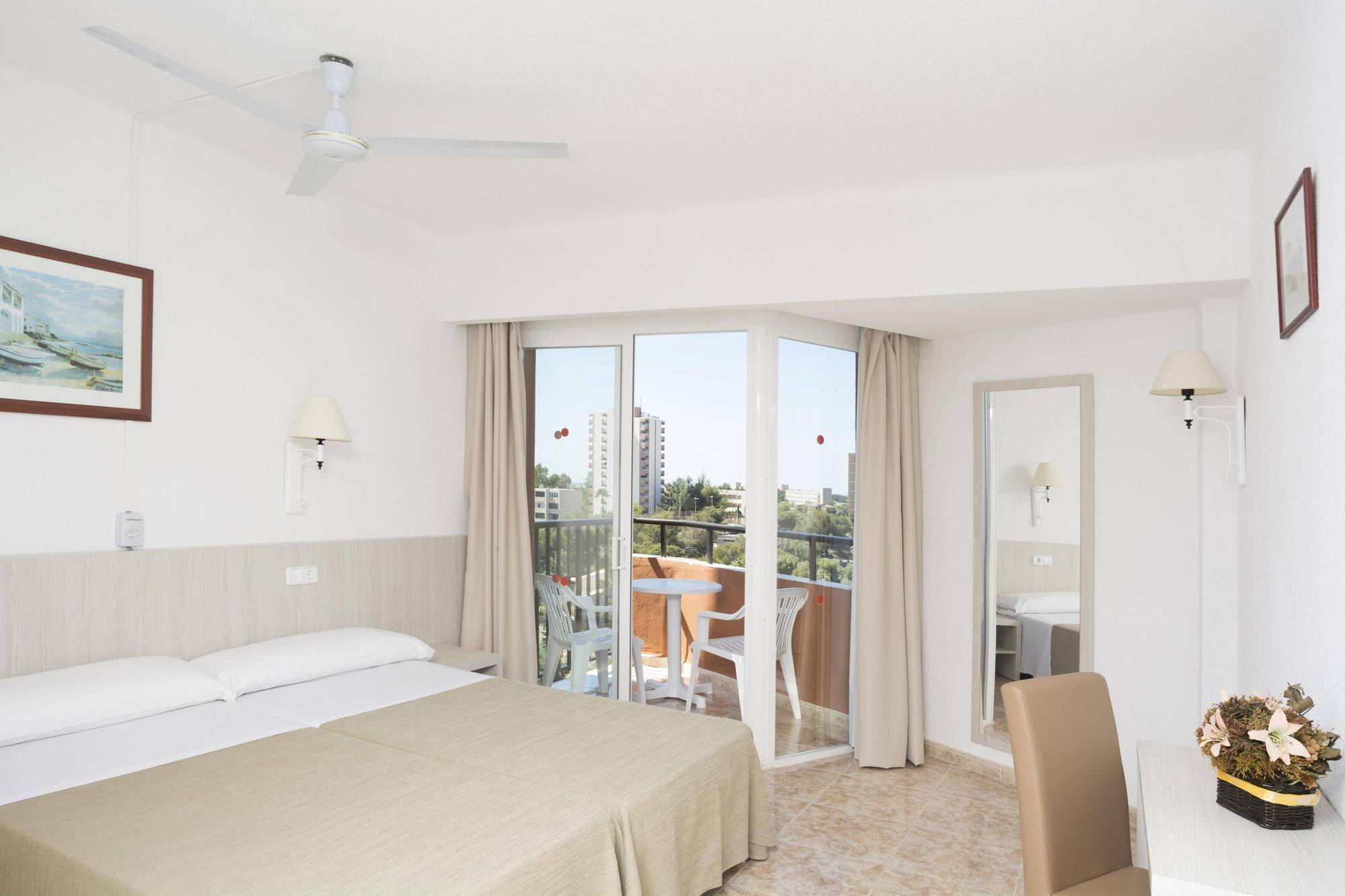 Hsm Canarios Park Hotell
